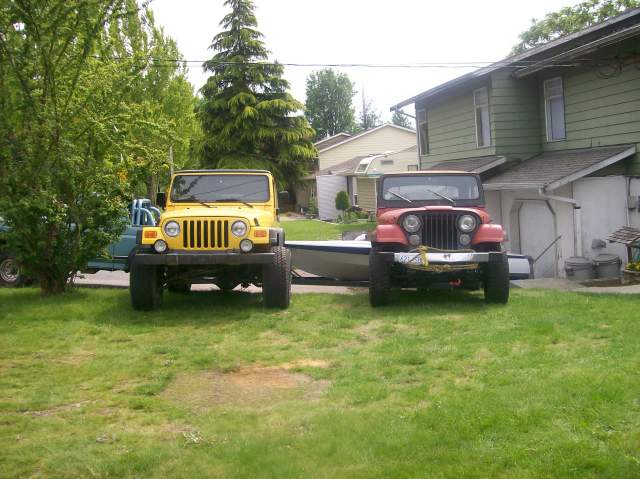 67713=2803-jeep brown and yellow.jpg